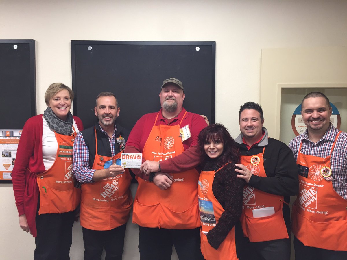 Walking with the Campbell Team today had a chance to recognized Ray for his great safety practices! Awesome job sir..