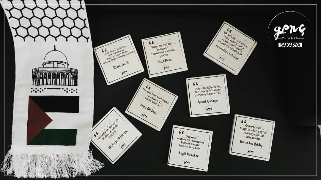 • Ömer Muhtar Sözlü Bardak Altlığı
•Dava Adamı Seti • 10×10 cm boyutunda olup taş malzemeye bastırılmıştır. •Stoklarda sınırlıdır. - [•Fiyat bilgisi için direkt mesaj gönderiniz.]