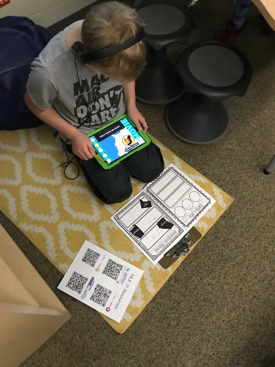 JDaMorePT's tweet photo. Learning about MLK Jr! Students are describing his character traits with evidence from their sources and finding the main idea &amp; supporting details of his "I Have a Dream" speech #d56achieves #PTpride #MLKjr https://t.co/sABSBMf7Ta