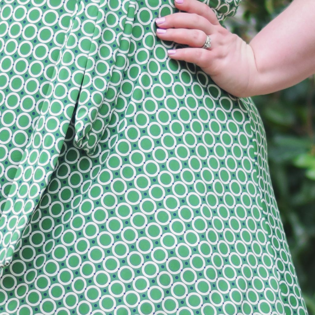karinadresses's tweet photo. ** PRINT PREVIEW ** We love this new print and we hope you will too! You'll be able to find it in our Ruby and Nora styles on our website TOMORROW!!
#karinadresses #karinaeveryday #karinaresort #resortcollection #textiledesign #geometricprints #clothingbrand #fashion #style https://t.co/Pygse4G33N