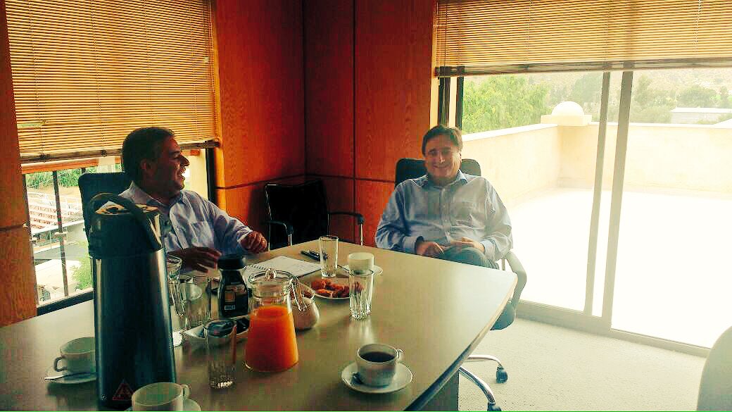 Gobernación de Choapa Patricio Trigo invita formalmente Alcalde de la Comuna de Canela Bernardo Leyton a participar en Expo Choapa 2018.
#ExpoChoapa2018