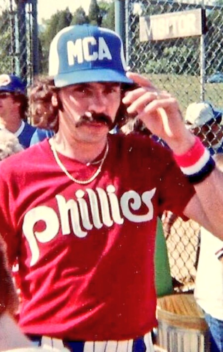 joebonsall's tweet photo. #ThrowbackThursday a young Ban-Joey @mca_music @oakridgeboys @Phillies https://t.co/MtTECEed0k