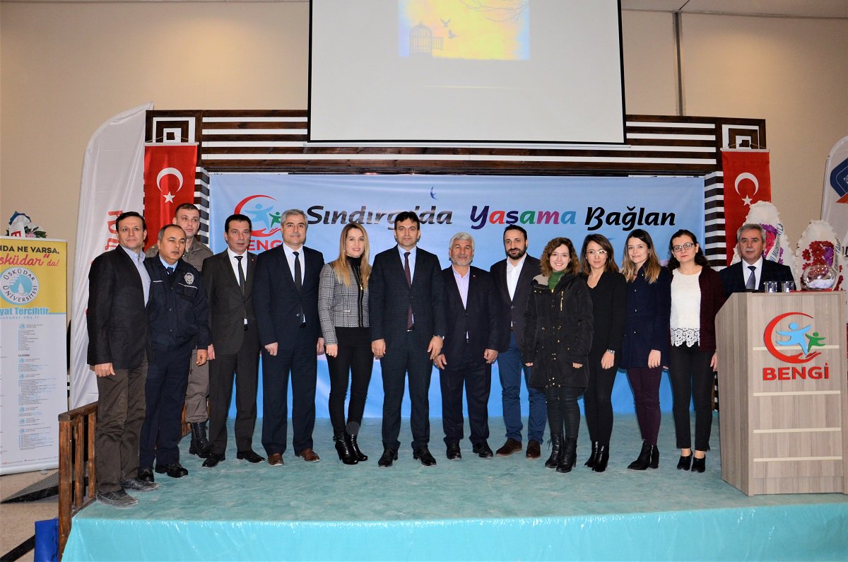 SINDIRGI’DA YAŞAMA BAĞLAN
  sindirgi.gov.tr/sindirgida-yas…