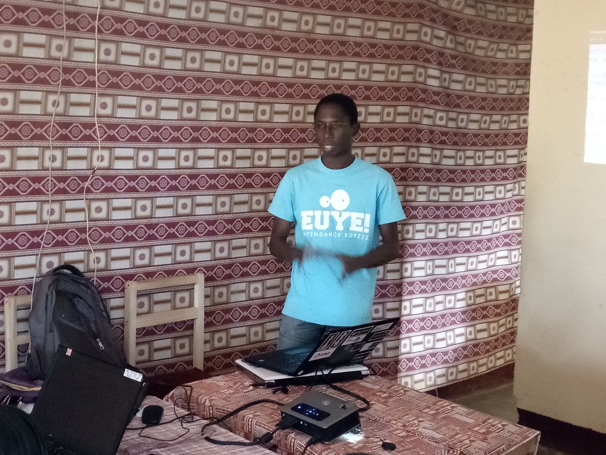 python_show's tweet image. Journée 2 du Python Show, introduction et rappel au développement web avec @IzaneFG 
#python #pythonshow #html #css #techlake