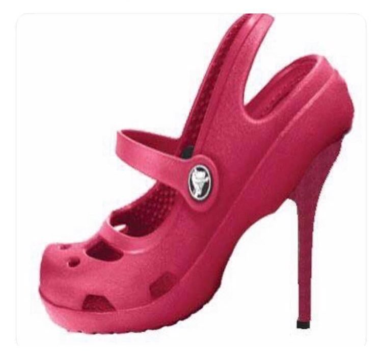 Avgfashionblog's tweet photo. @Crocs RT FOR #JUSTICEFORAFB https://t.co/N1JbiZqR2l