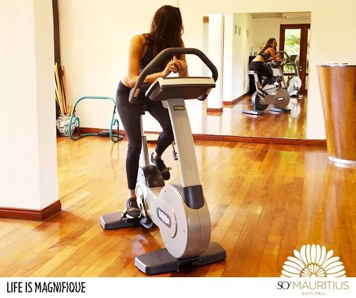 TERRIBLE NEWS! You did not work out since last year. GREAT NEWS! We will make you feel less guilty. Stop looking at your tummies, people. Put on your sportswear and join our SoFit classes now! #SOFit #Workout #Healthy #SOSofitelMauritius