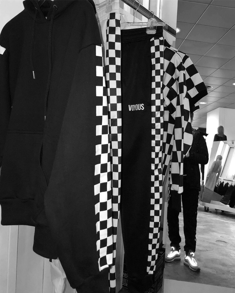 voyousofficial's tweet photo. VOYOUS® SS18 unisex collection next week at “MARGREETH OLSTHOORN” https://t.co/1H1Bk9Btni