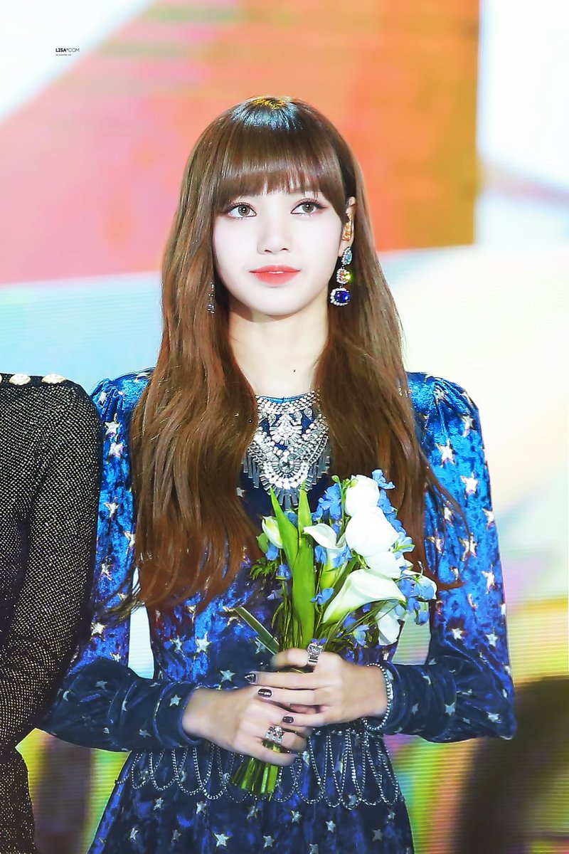 zayisa_styles's tweet photo. 180110 Real Beauty #Lalisa #Limario 😘😘
I love her so much🤗🤗
#lisa #Rosé #jenee #jisoo

#BLACKPINK #블랙핑크 #LISA #리사 https://t.co/V56912PETN
