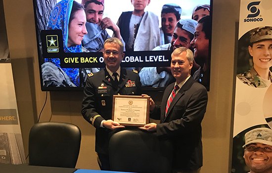 usarec's tweet photo. . is a great opportunity to connect #Soldiers with potential employers &amp; employers with trained talent. Last month  became part of the program during a signing with . #USAREC #ArmyTeam #PaYS https://t.co/vj4k6T6UsF https://t.co/0JqBCWYlDE