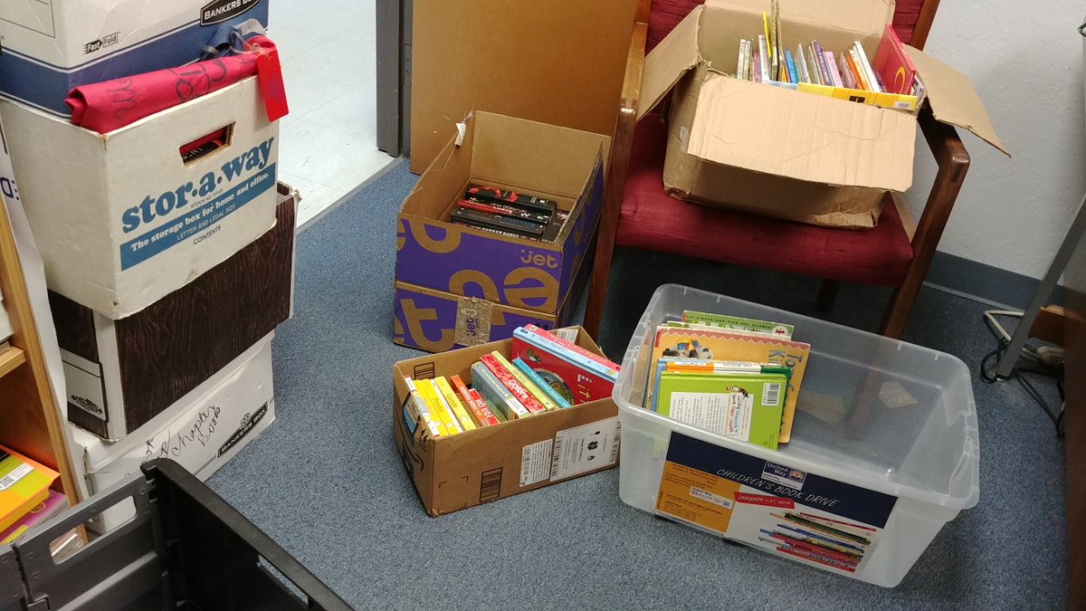 uwswok's tweet photo. It's #ThankfulThursday and we are thankful for @ArvestBank, 1 of our community partners. Your willingness to help makes what #UWSWOK does possible!
Thank you for helping us with our Book Drive!
158 books have already been collected from the East Side location. https://t.co/xbFVnfsMV9