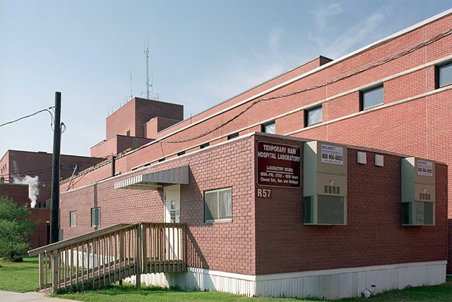 WILMOTMOD's tweet image. If your healthcare facility needs to be expanded, consider a modular building as a cost-effective flexible solution. hubs.ly/H09DLry0  #WilmotModular #WeHelpBuildVisions