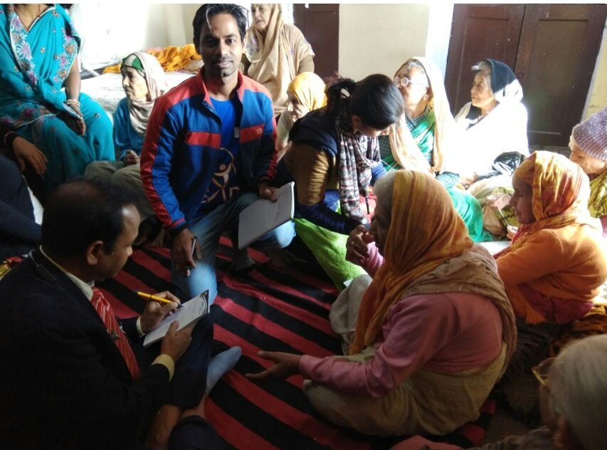 dcseLEAD's tweet photo. "Old age is a not a matter of sorrows, it is the happiness of being thankful to the work done behind us"
Check out the initiative taken by LEADers Shashikesh and Chandan Kumar from B.H.U, #Varanasi, India.
#LEADVaranasi
#LEADBlogs #LEADStories
https://t.co/jeIWpBE6Mo https://t.co/HkPhfSlADv