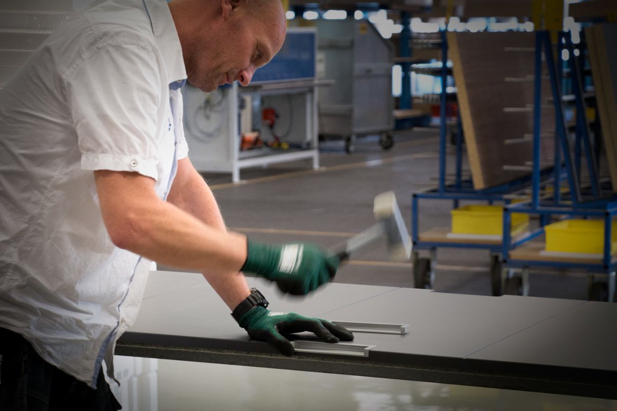 Wist jij al dat alle maatwerk kasten van StoreMax gewoon in Nederland gemaakt worden?