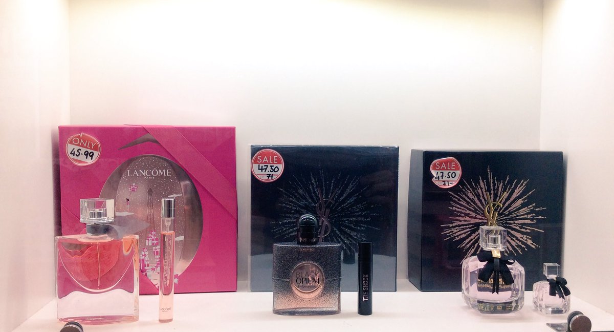 VictoriaTps's tweet image. Simplicity. 

We have some huge reductions on some of your favourite gift sets, pop in for a chat, a points card and a bargain. 

No confusion, no drama just pure fragrance heaven 💫😊