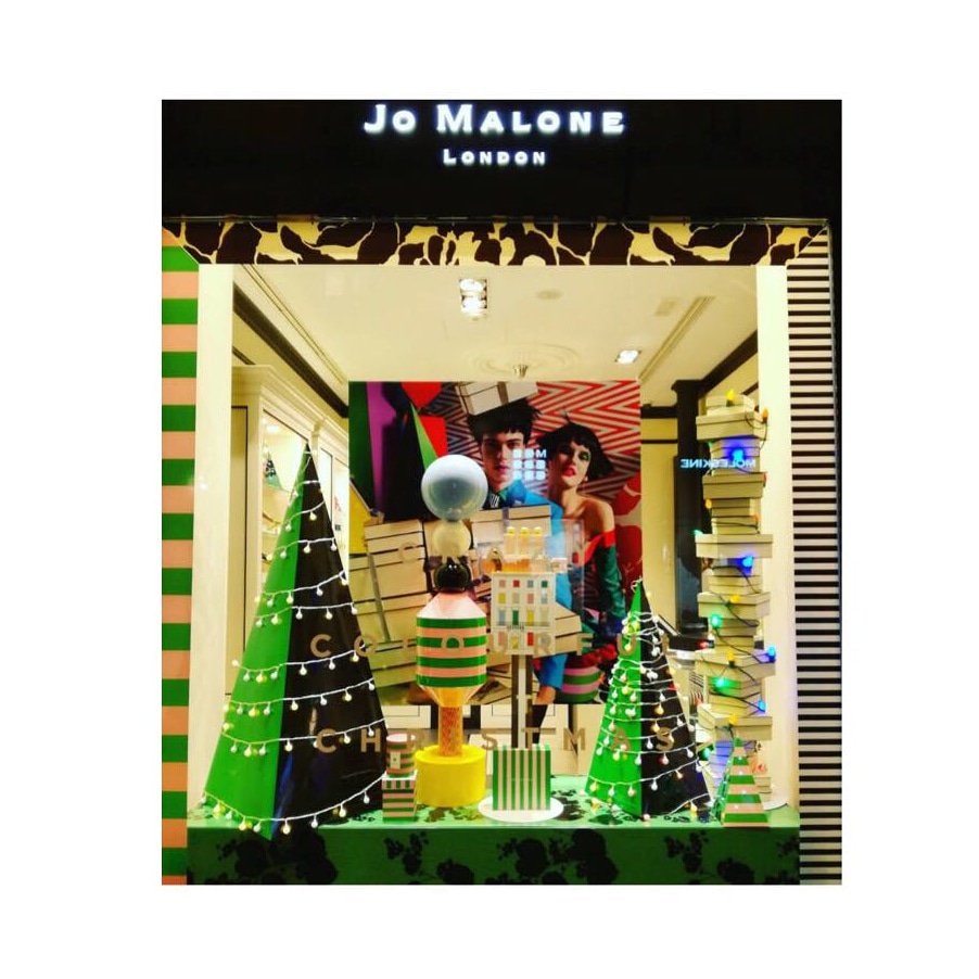 UKIT_Style's tweet photo. Christmas time ...See more on blog ๐๐โคต
https://t.co/5TmiT0RArx
#jomalone #goodevening #blog #blogger #fashionblog #lifestyle #ukitsyle #RFStyle #RF #top๐ https://t.co/FQfqadJiwW