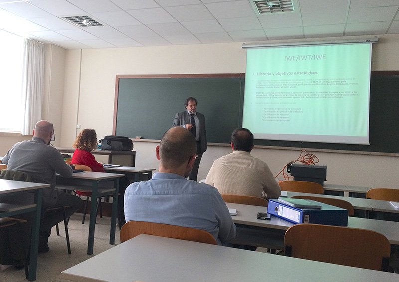 <a href="/nauticauc/">ETS Náutica Santander</a> ha acogido esta semana la celebración de un workshop sobre la formación del Ingeniero Internacional de #Soldadura <a href="/NauticaDa/">DA Náutica Santander</a> bit.ly/2ExMwnI