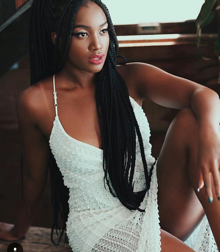 𝖔𝖋𝖋 𝖙𝖍𝖊 𝖙𝖆𝖇𝖑𝖊 tweet media