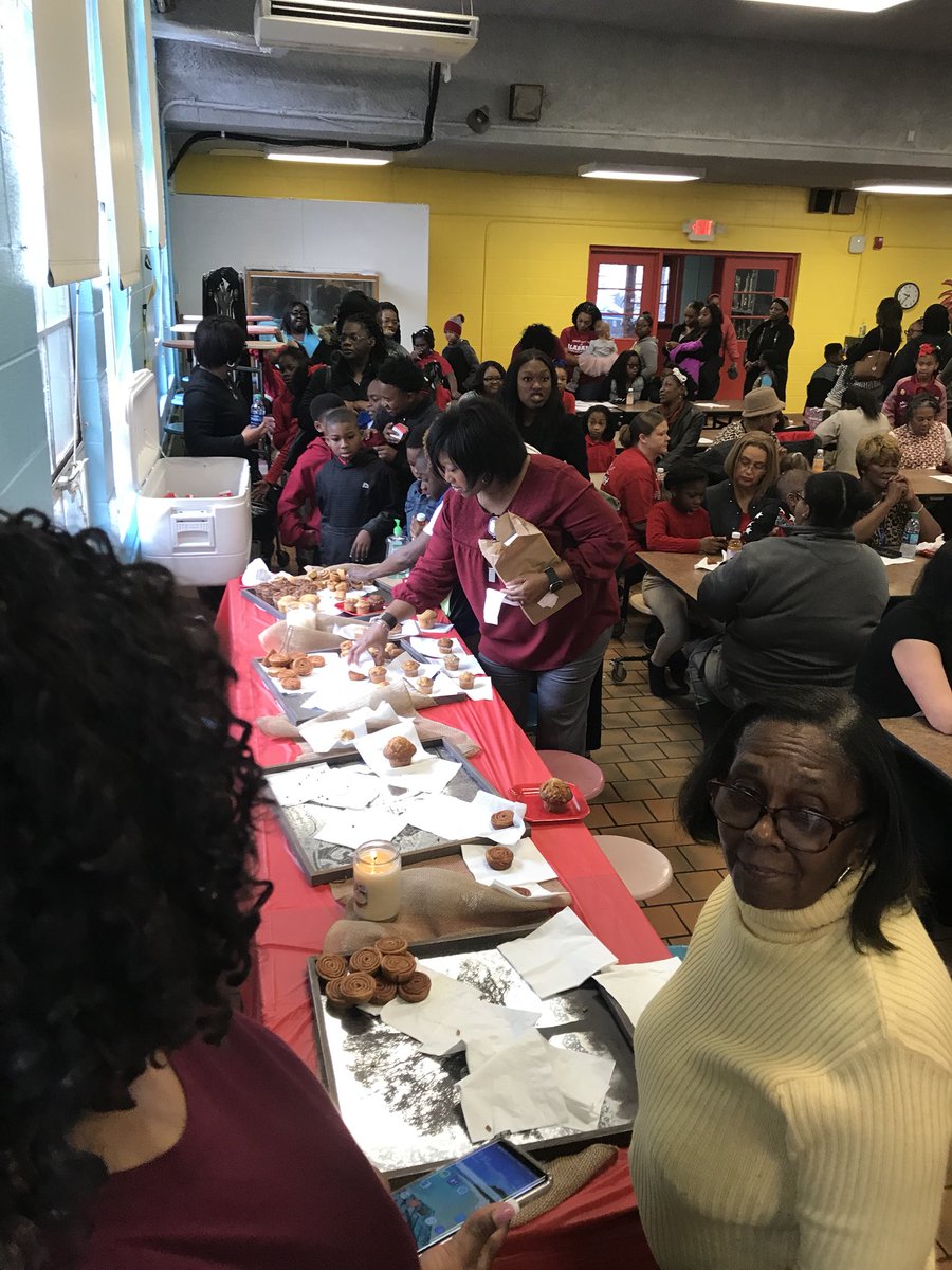 ldubster's tweet photo. We celebrated our awesome Moms at Meadowview with our Muffins with  Mom breakfast where Moms learned information on how to build character in our children. Mrs Tinker, Mrs Perkins, and Mrs Howorth presented. #teamSelma #TeamSelmaSped #TeamMeadowview https://t.co/5iKVgkWqLJ