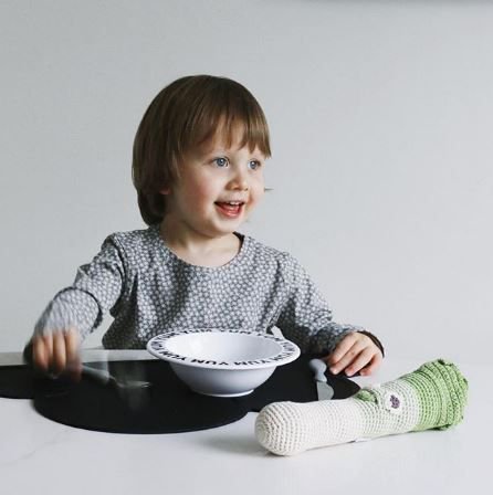 Des jouets tellement rigolo en forme de légume ou de fruit  et 100% coton bio ! 
buff.ly/2CWAinP