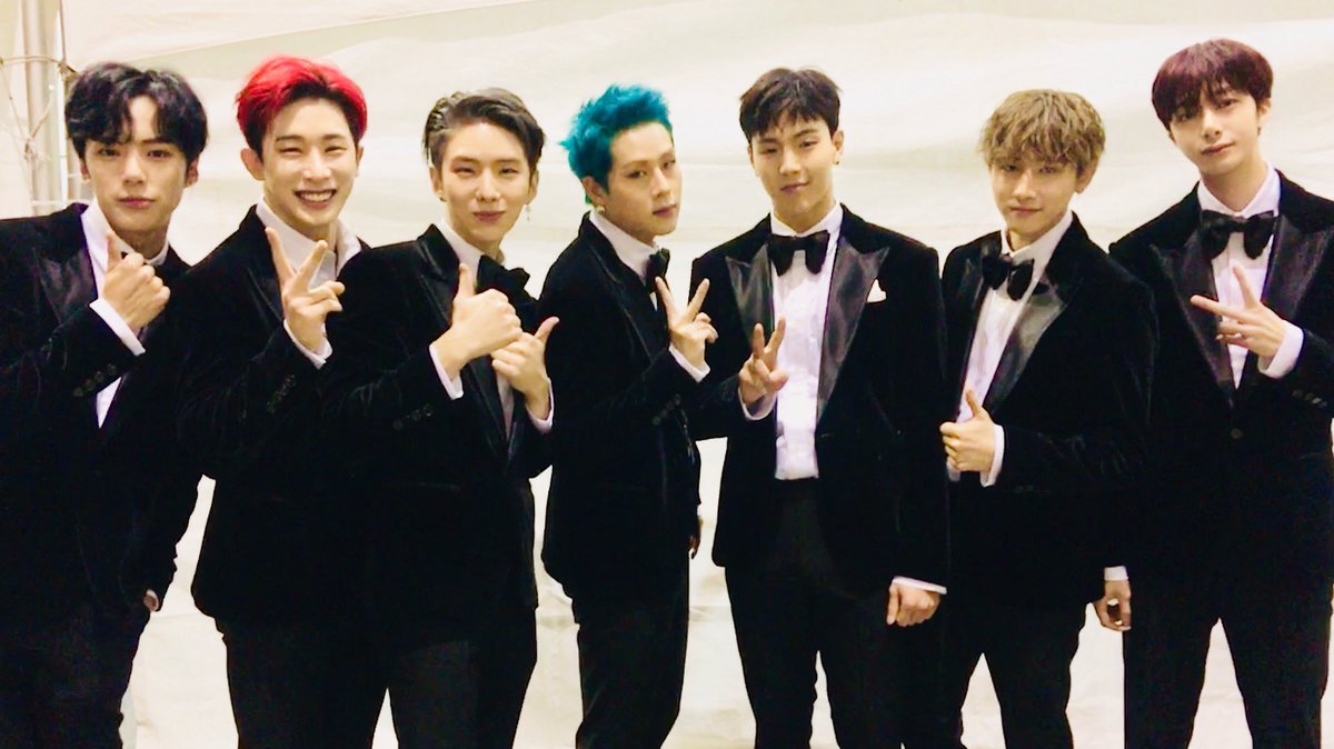 MonstaxParaguay's tweet photo. [TWITTER] 18011 #MONSTA_X

32 #GoldenDisc ✔️
Ganamos álbum bonsang gracias a Monbebe por su genial amor y apoyo 👏
Gracias por estar con nosotros y apoyándonos!
Sigamos juntos😍
 #MONBEBE
#FROMZERO #NoworNever
#DARAMARAMA #드라마라마 https://t.co/XZuW5xBFRw