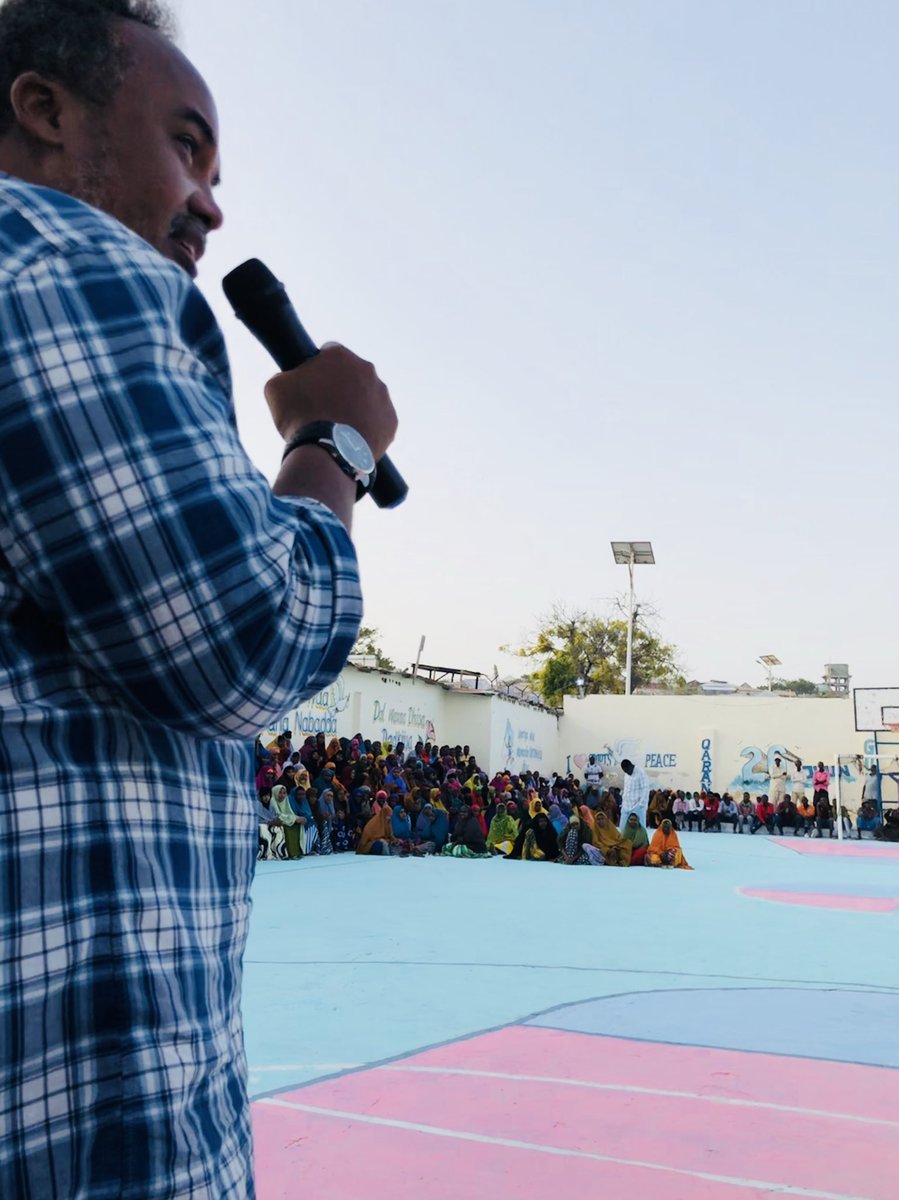 Deputy Mayor @HaajiEreg &amp; I attended the conclusion of registration to the neighborhood watch program or as we know it ‘Isha-xaafada’ of HamarJajab District. Interesting stats learned: only 2% of the houses in the district are vacant, indeed a popular District to live.<a href="/ThabitMhd/">Thabit Mohamed</a>