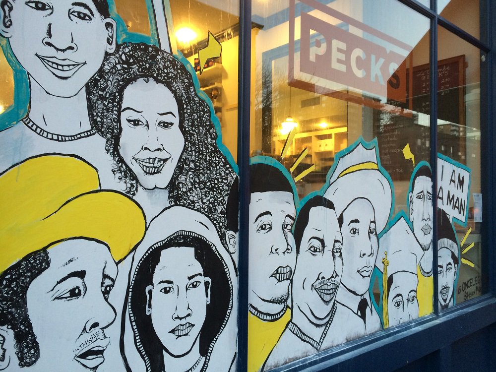 MyrtleAveBklyn's tweet photo. Our annual #BlackArtstory Month is almost here! The month-long series kicks off Feb 1 with storefront murals along #MyrtleAve and FREE programs every Friday night in Feb. More details at https://t.co/wqxx57vXYb

(Image: Mural by @oncelegends, at @PecksFood in 2017) https://t.co/k6ChempFKI