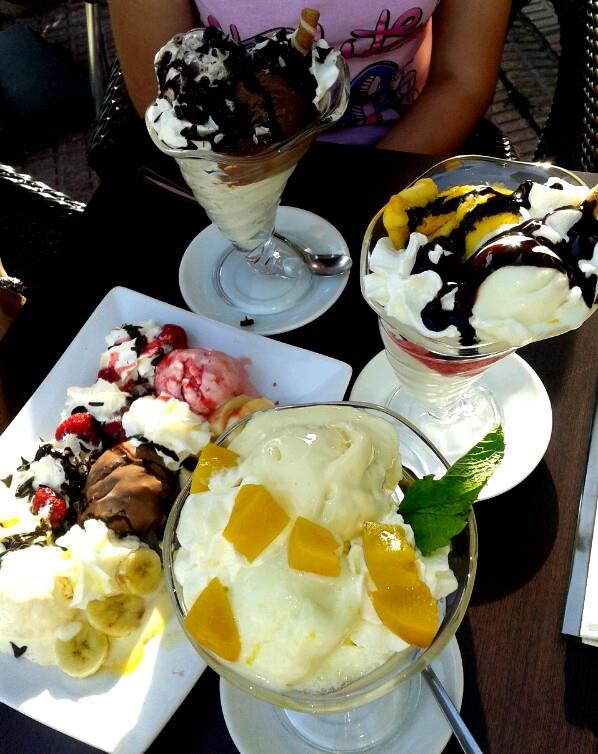 LMDMostoles's tweet photo. No te apetece un café, té o chocolate especial de Mokalia Móstoles?
Yo no me lo perdería... es la Merienda perfecta!
Y si lo acompañas de alguna de sus tartas, gofres, crepes, muffins.... ya ni te cuento!   👉  https://t.co/6ASXIllPD2 https://t.co/rCfOdAJ4DR