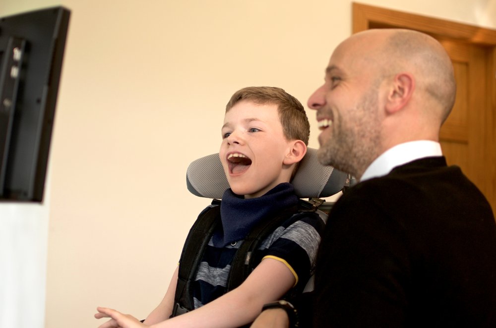 Integrated <a href="/EyeTechDS/">EyeTechds</a> #eyegaze technology ✔ All-day battery ✔ High spec device ✔ 13.3" HD display ✔ Amplified sound ✔ Built-in EC ✔ Powered by #Grid3 ✔ Find out more about Power Pad here: goo.gl/Tn8Erx #AAC #DoMoreWithGrid