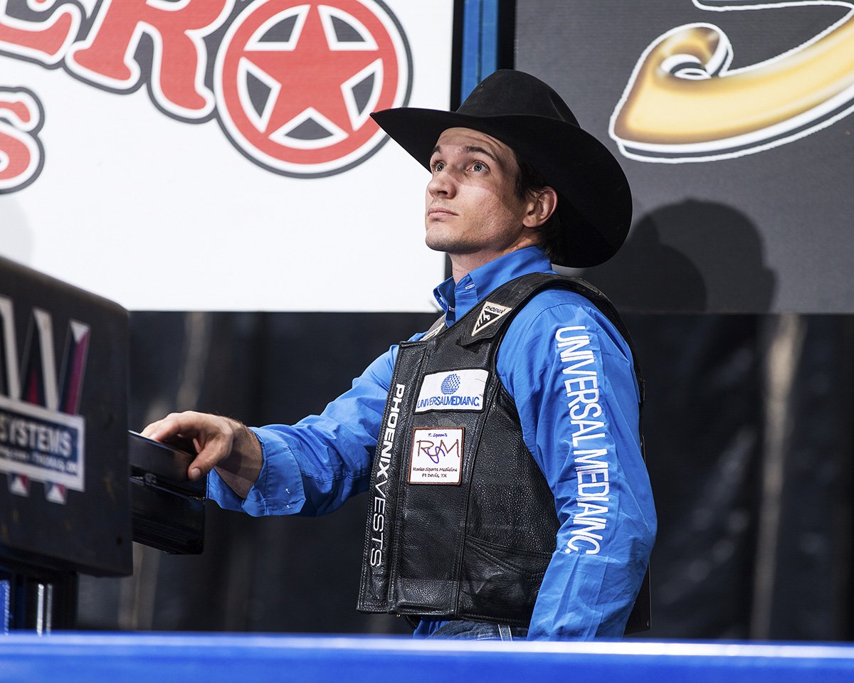Reigning CBR Bud Light Classic Champion, <a href="/jeff_askey/">Jeff Askey</a>, checks in with <a href="/Froggy104/">Froggy 104</a>  ➡ bit.ly/2FveORm

Come watch him defend his title Fri &amp; Sa night in Jackson, TN at the Oman Arena!

Tickets Available Now: bit.ly/cbrjackson or at Rustic Soul