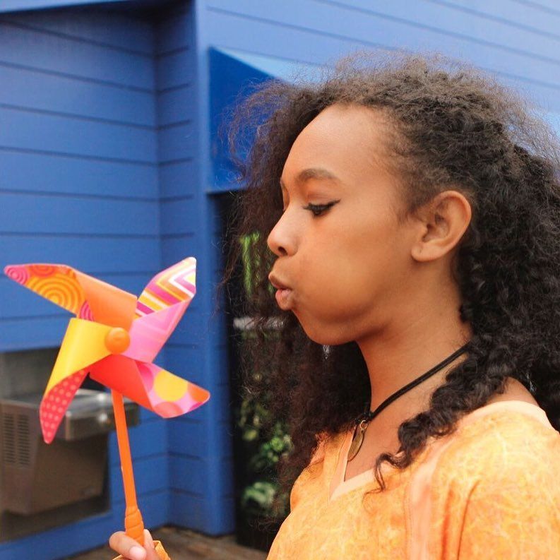 SparkFireActive's tweet image. Never stop making #wishes! ❤️✨ What’s ONE thing you’re wishing for? 👇 #SparkFire #GirlPower