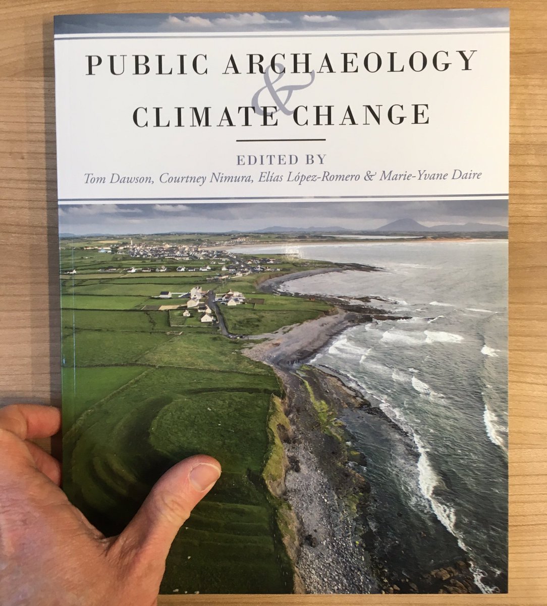 MASC_CoastArch's tweet photo. New publication "Public Archaeology and Climate Change", featuring a chapter authored by @DrJamesBonsall &amp; Sam Moore reporting on the outcomes of the MASC Project (Monitoring the #Archaeology of #Sligo 's coastline)

Get your copy here:
https://t.co/pjZFU9lqPm https://t.co/h3AXWNJkcl