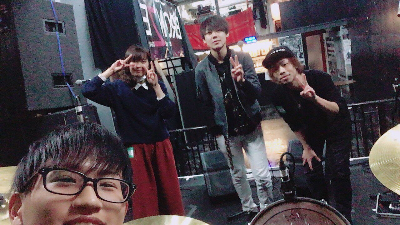 追手門学院大学 アメリカ民謡研究部 Sur Twitter サークル合同ライブ 追手門の変 アメ民からは1バンドだけでしたが ご来場くださった皆様ありがとうございました ٩ ᐛ و そして 今回サ部フェス以外で初めての合同ライブ サークルの皆さん 追手門学院大学 アメリカ民謡研究部 Sur Twitter サークル合同ライブ 追手門の変 アメ民からは1バンドだけでしたが ご来場くださった皆様ありがとうございました ٩ ᐛ و そして 今回サ部フェス以外で初めての合同ライブ サークルの皆さん