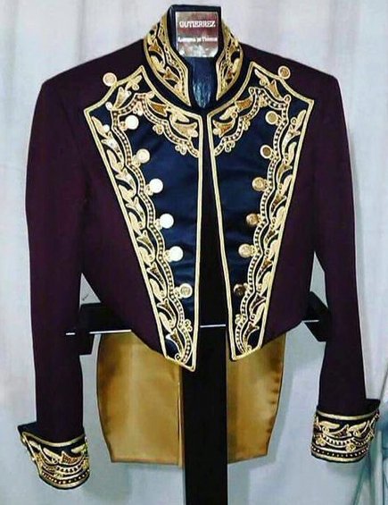 San Miguel Allende (Guanajuato) MEX presentan cartel para "Corrida Insurgente" viernes 26 de enero nocturna toros de Fernando de la Mora para Arturo <a href="/arttSaldivar/">Arturo Saldivar</a> y <a href="/LuisDavidAdame/">Luis David</a> y Guillermo Hermoso de Mendoza, todos a la usanza de las tropas del general Allende <a href="/portaltaurino/">Portal Taurino</a>