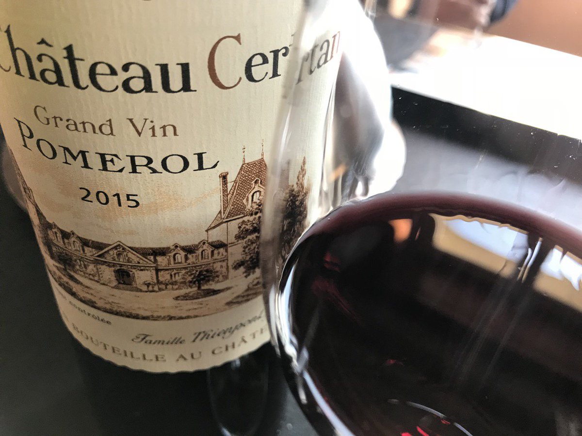 PanosKakaviatos's tweet photo. Although the @VinsPomerol_com is not just about the star estates, they do shine (very) bright in 2015 from bottle. Detailed notes with pics and videos on #Pomerol from #Bordeaux15. @TheWineHub @VinsdeBordeaux #winelover https://t.co/LGuKZXtFVq https://t.co/zeLC3QNJZ4