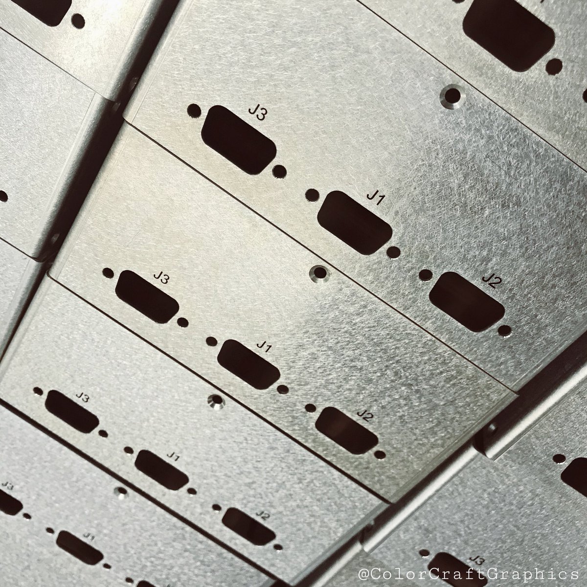 ColorCraftInc's tweet photo. Have a look at this custom aluminum housing conduit! Color Craft works closely with aluminum fabricators to offer solutions to customers worldwide! 
#almuminun #fabrication #fabricator #manufacturing#industrialsigns #conduit #silkscreen #silkpress #screenprint #industrialdesign https://t.co/c5YPHGGyEm