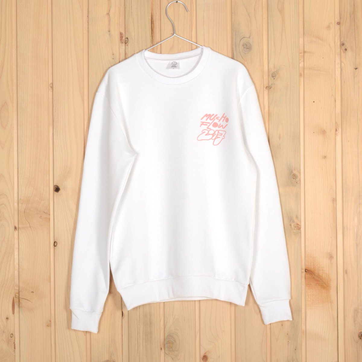rvlv's tweet photo. Mucho flow silk screen posters and sweatshirts by @BraulioAmado now with 50% price cut until Monday https://t.co/vXV785UZgX https://t.co/dfgsdD5i0V