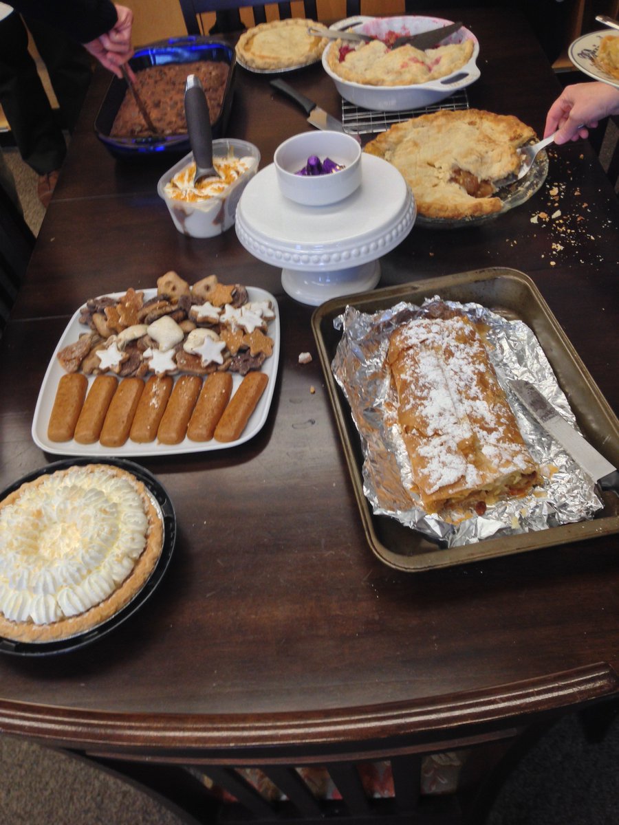 SFUHistory's tweet photo. 🥧 Got Pie? Did you know: #SFUHistory has "Pie Day" once a month?! Open to all History Grad Students, Faculty &amp; Staff - in appreciation of all your hard work. Thanks to Aaron, Jeremy, Tammy, Esther, Thomas, and Amal for their tasty contributions this month! #gotpie #pieday #sfu https://t.co/5913I2v1Qb