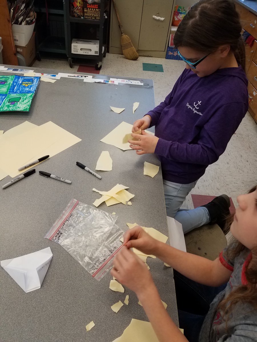 WSESartmosphere's tweet image. #Pirateteaching: &quot;Never before have we needed more of an emphasis on the development of creativity.&quot; Collage unit intro used *just* a piece of paper. Ripping it revealed so much more: dogs, states, birds, shoes, fish,...what do you see? @WSESSmithfield #Westsidebestside