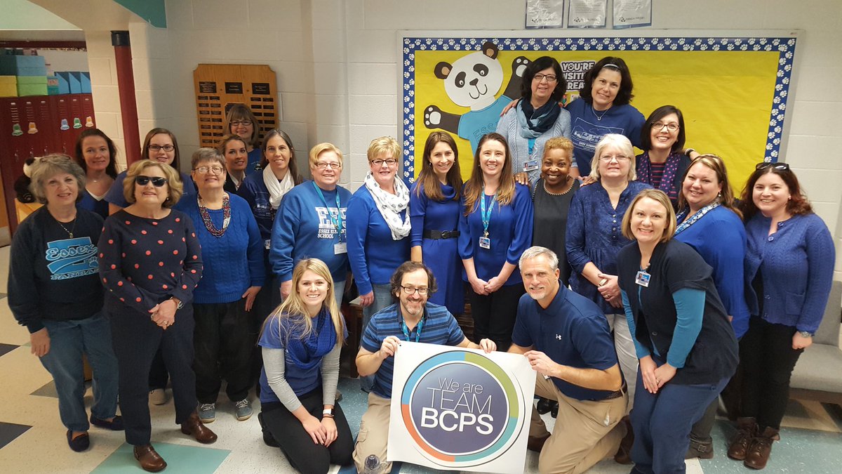 Essex Elementary in Team BCPS blue! #BCPSblue