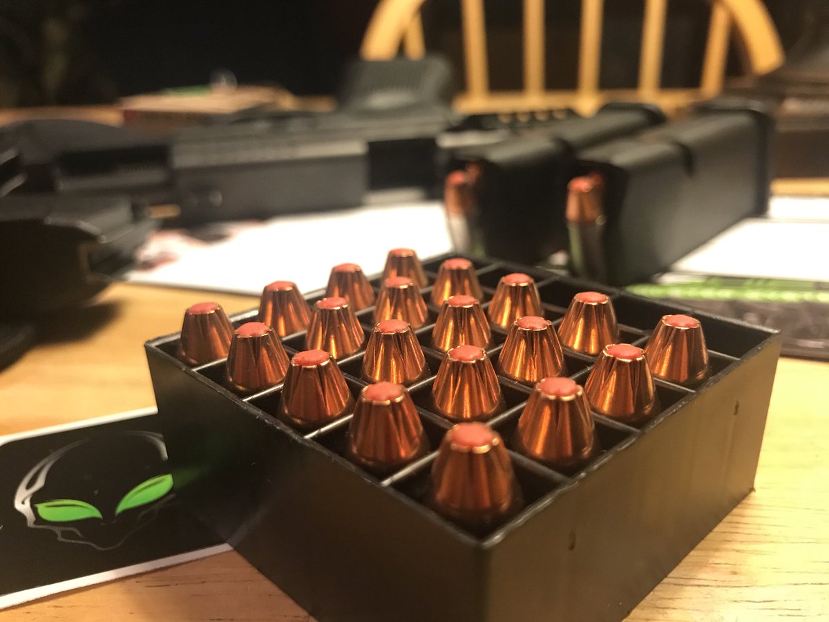 DanielKennedy23's tweet image. My carry rounds. #9mm #glock19 #redtips #returnfire #gunlife #pewpew #2A #glocklife #maga 
@TeamHornady