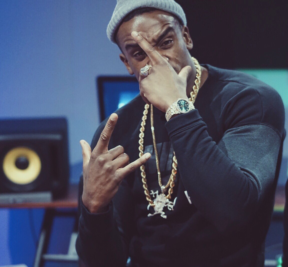 TheBugzyMalone's tweet photo. You don’t wanna see me when i’m in a Ski Mask... 🌪 https://t.co/nfHtOujAe1