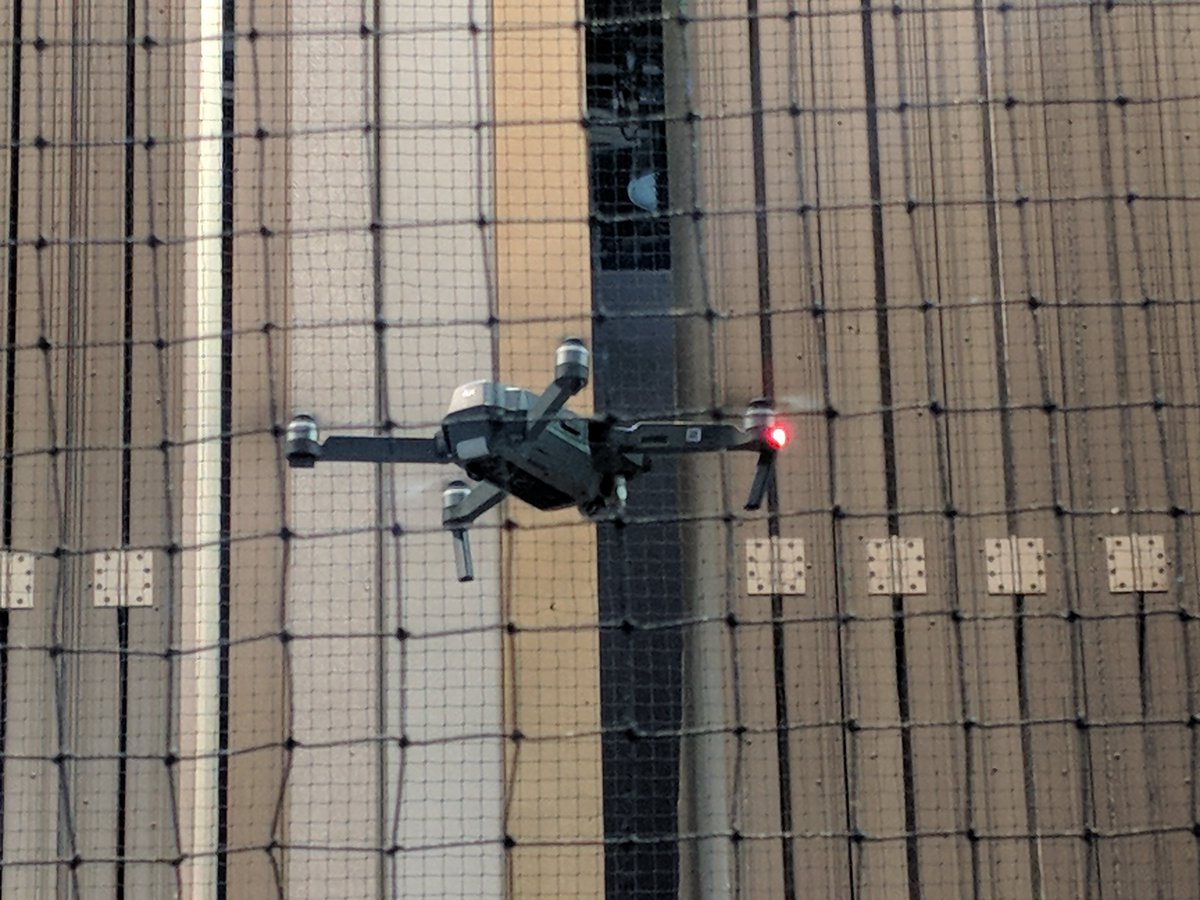 Jim_Edwards_333's tweet photo. Sji booth at ces, #dji https://t.co/LLQDOVBry6