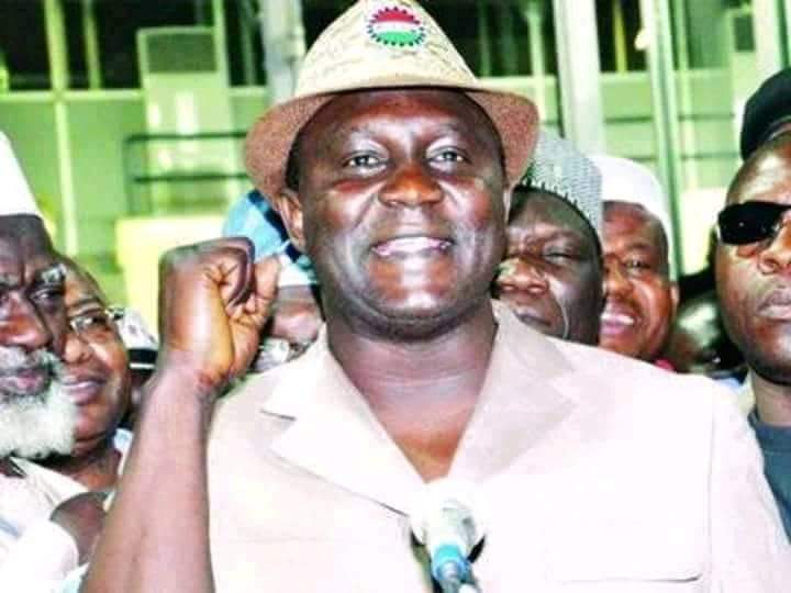 Abubakardnk's tweet photo. The fearless Comrade. May Allah uplift your value guide and protect you from all Evil Amin. #IstandWithNLC. @elrufai @adams6334 @yusha_abdul @Fynboi_ABK @ShehuSani @Sumner_Sambo @john_danfulani https://t.co/kVtlKBtjWB