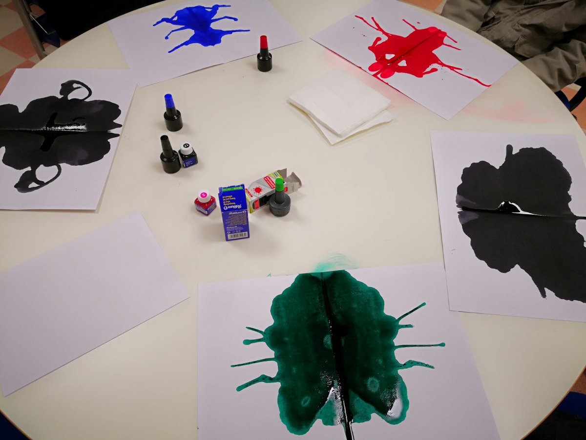 Info_iatAndrano's tweet photo. Il laboratorio teatrale si conferma uno spazio privilegiato per esprimere le immense potenzialità espressive dei ragazzi.
#infopointandrano #laboratorioteatrale #teatro #creatività #espressività https://t.co/HVijVth3wQ