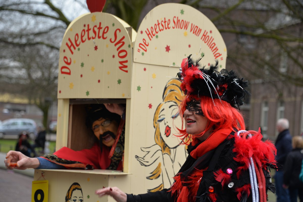 cvdemeerpoel's tweet photo. De Meerpoeloptocht op carnavalsmaandag wordt in een nieuw jasje gestoken. Ge zalt toch zeker ók wel meedoew! Nieuwsgierig? Kijk voor meer info op https://t.co/OEmIthORCd https://t.co/qqiIe2EoFr