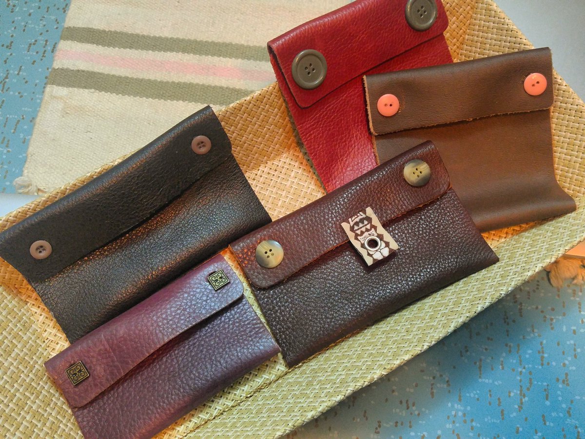 eastsideupcycle's tweet photo. Things to do with leather swatches. This project has been waiting patiently for my attention for a long while but I'm really happy with the results. #upcycledhour #upcycling #repurposed #reclaim https://t.co/O8kQ8vIW0z
