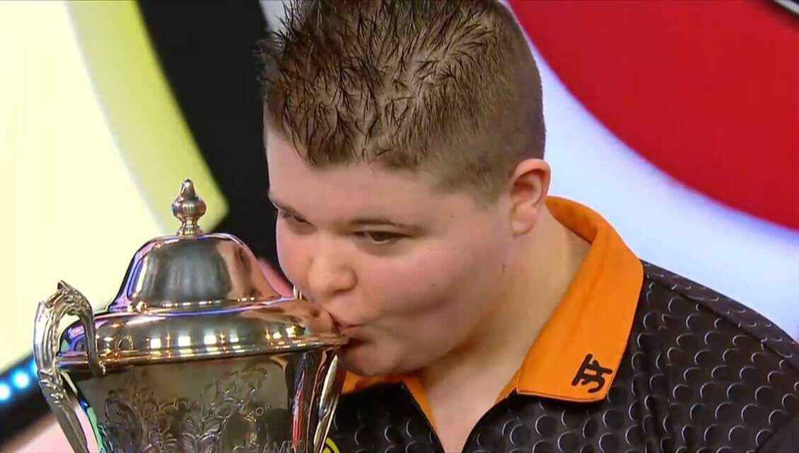 Very happy to be back to back Lakeside Youth World Champion 🏆🏆🏆 <a href="/BDOdarts/">BDO Darts</a>