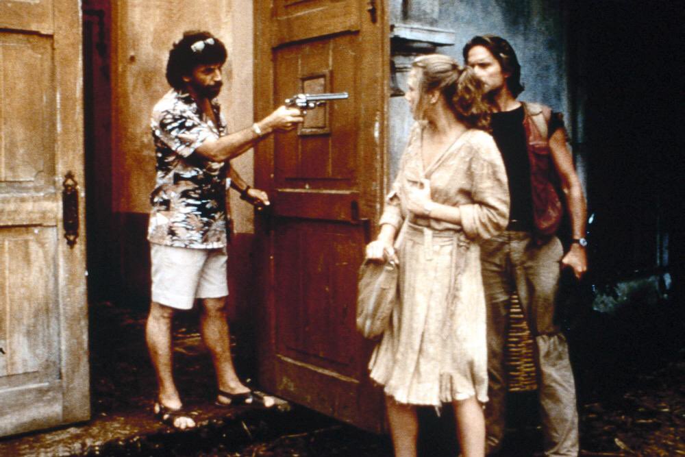 It’s the birthday of Alfonso Arau. He directed A Walk in the Clouds, the sun-dappled Keanu Reeves romance. Also starred in Romancing the Stone as a romance novel-loving smuggler.