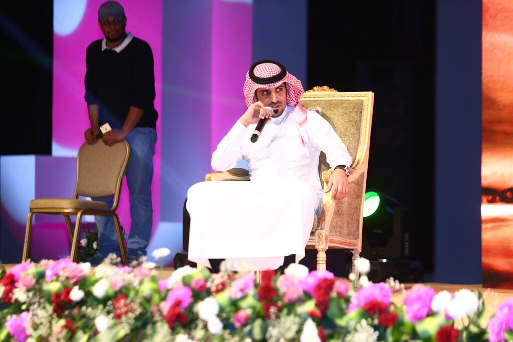aljouf_olivefes's tweet photo. أنطلقت مساء اليوم مسابقة #شاعر_الزيتون وسط حضور كبير وتفاعل من الجمهور ، وحضور مميز للشعراء ، وتتواصل غداً المنافسات .. لاتفوتونها 👌🏻 https://t.co/q5PjlSmv7s