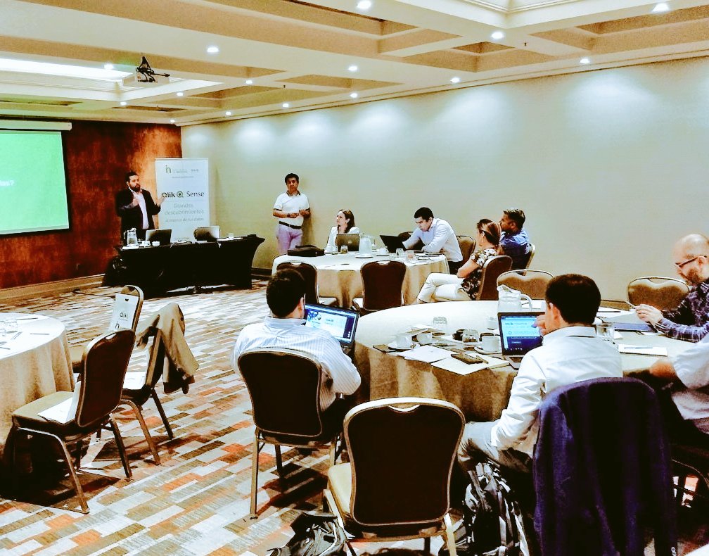 WideGroupAlerts's tweet photo. Continuamos con 2da parte de #PartnersKickOff2018 de Insa Chile | Solución #Qlik #GeoAnalytics la #1 en visualización y análisis espacial sgn Dresner Advisory Services 2017. https://t.co/xpmDJ5JDKZ